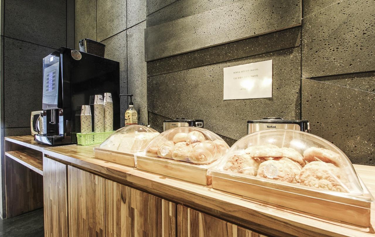 Haeundae Yeoubi Hotel 釜山広域市 エクステリア 写真